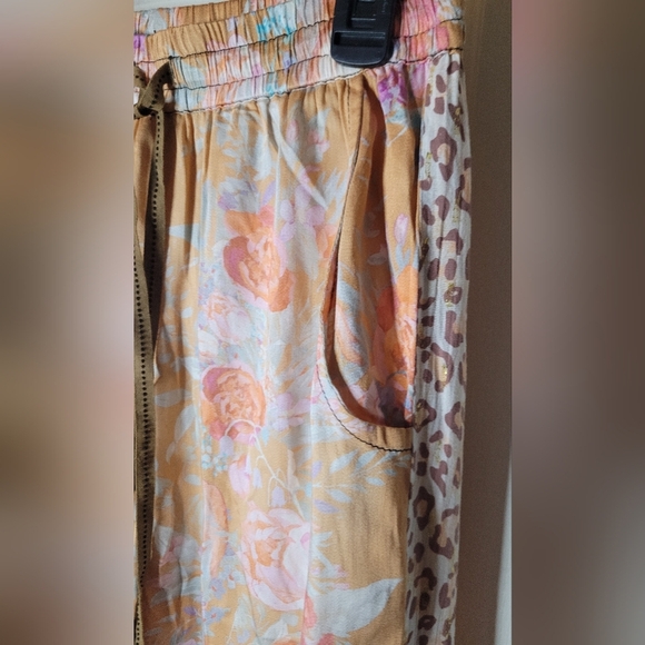 ARATTA Floral With Contrast Print On Side. Sz S. NWOT - Picture 5 of 9